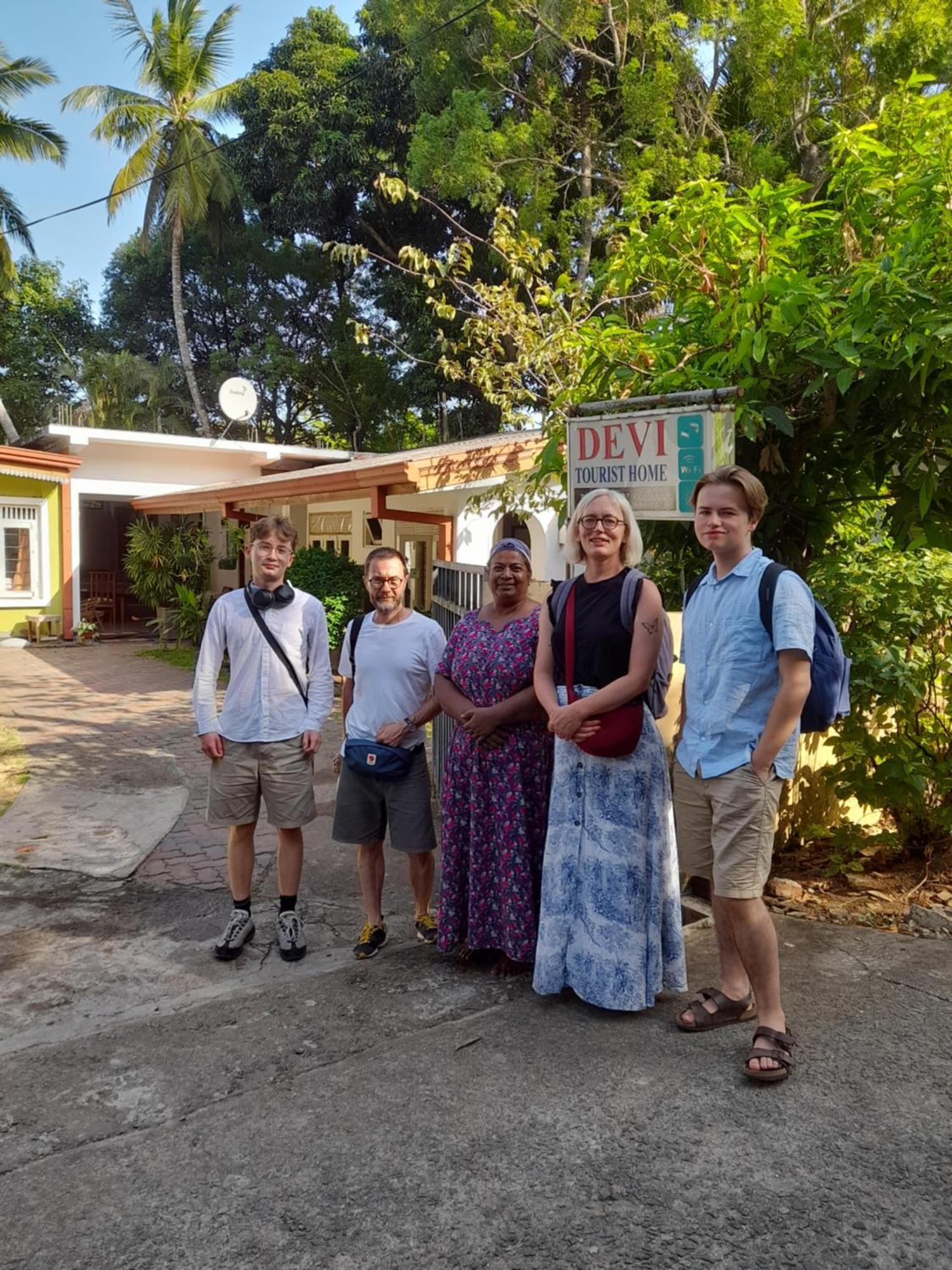 Devi Tourist Home Polonnaruwa Eksteriør billede